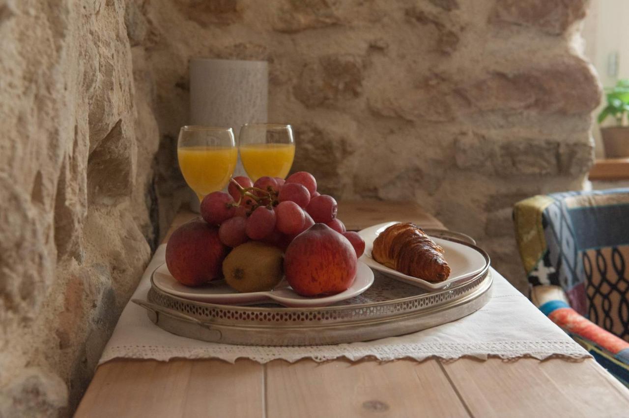 Bed and Breakfast Sobe Bile Pag Town Exterior foto