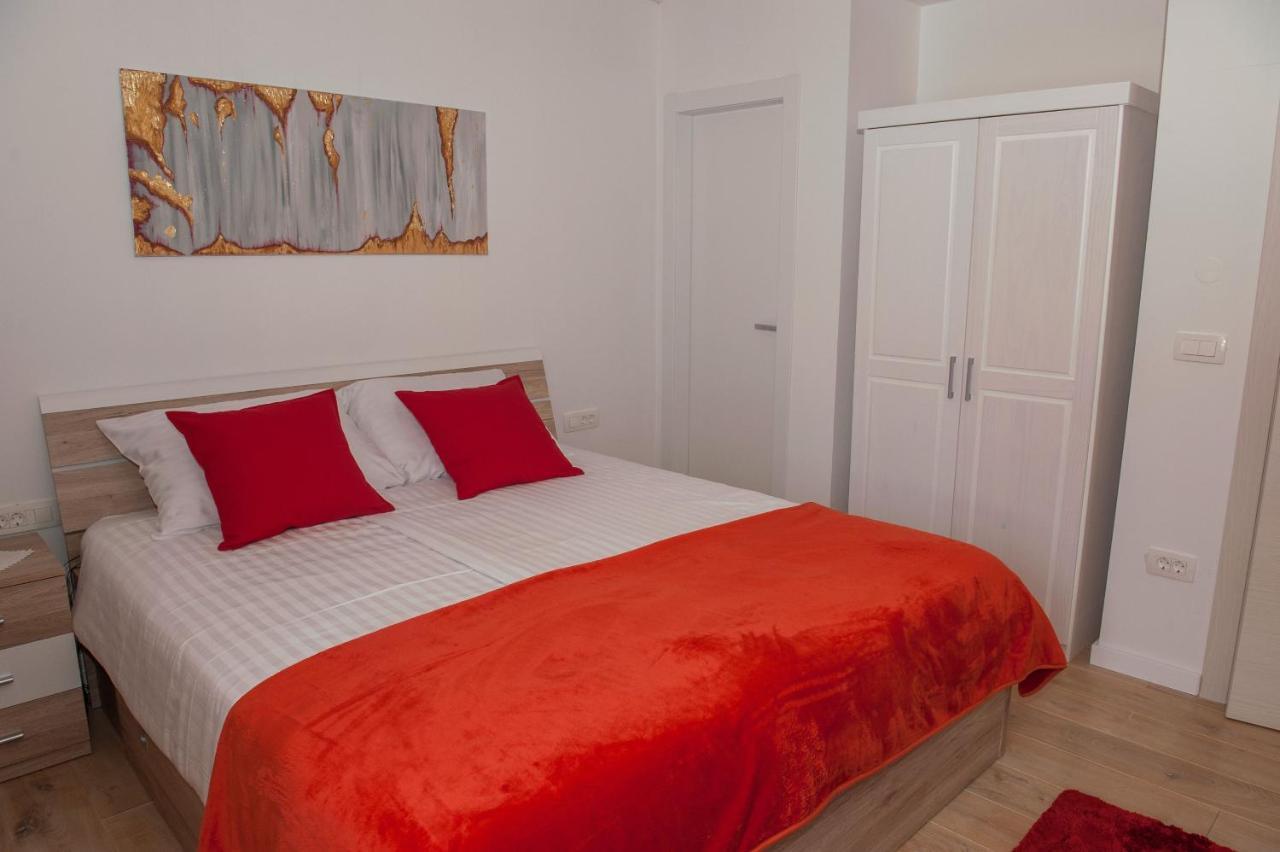 Bed and Breakfast Sobe Bile Pag Town Exterior foto