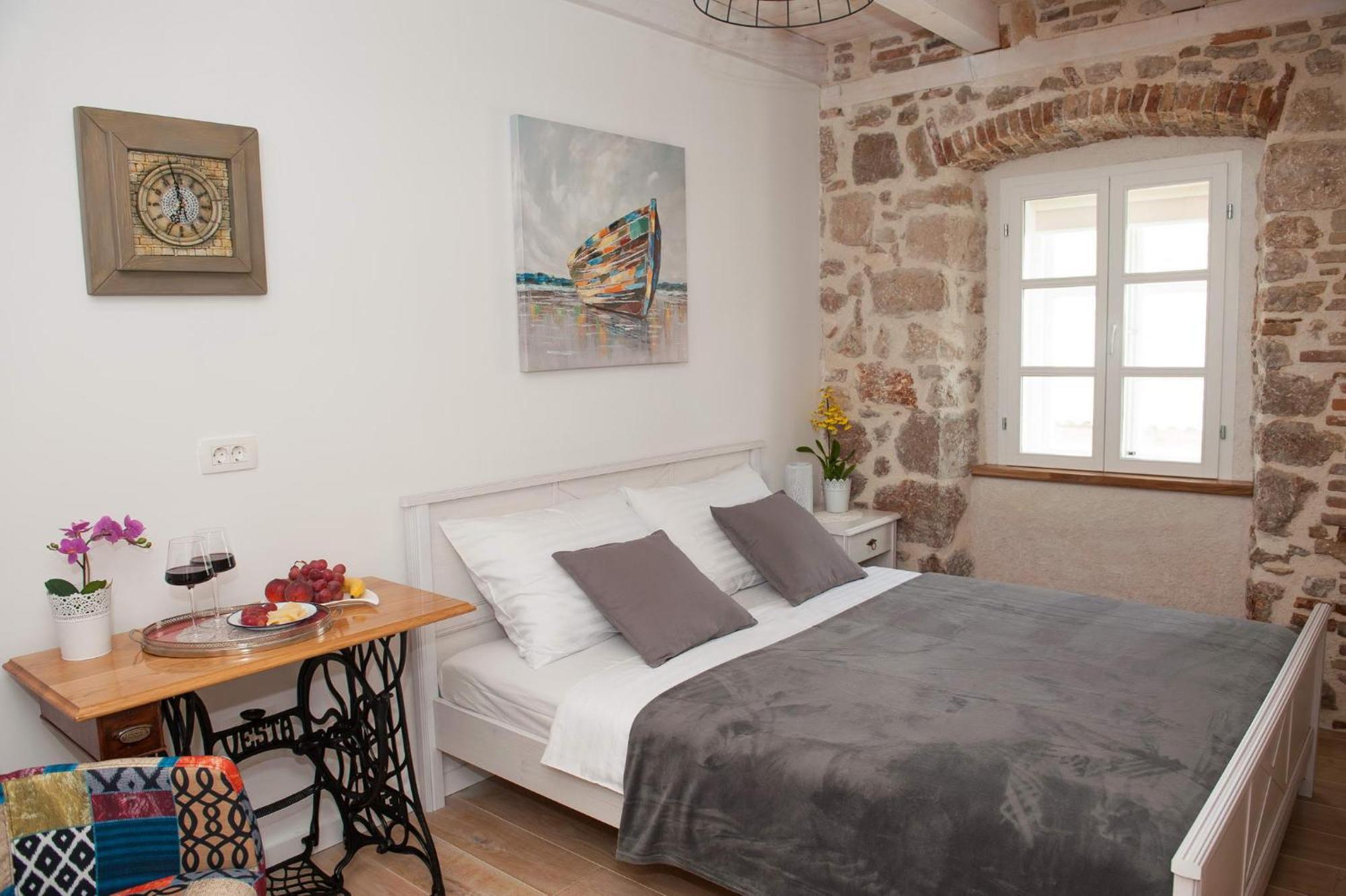 Bed and Breakfast Sobe Bile Pag Town Zimmer foto